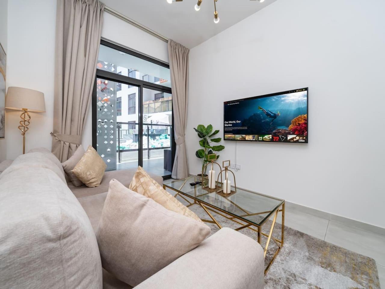 Bright And Spacious 1 Bed Prime Jvc Location Dubai
